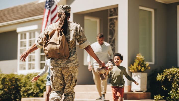 Family welcoming home a military member